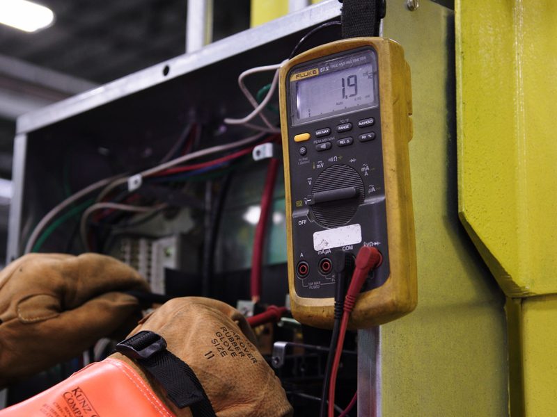 Création de site internet pour électricien à Lyon · Driver Web