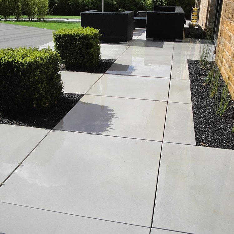 Terrasse et dallage paysager