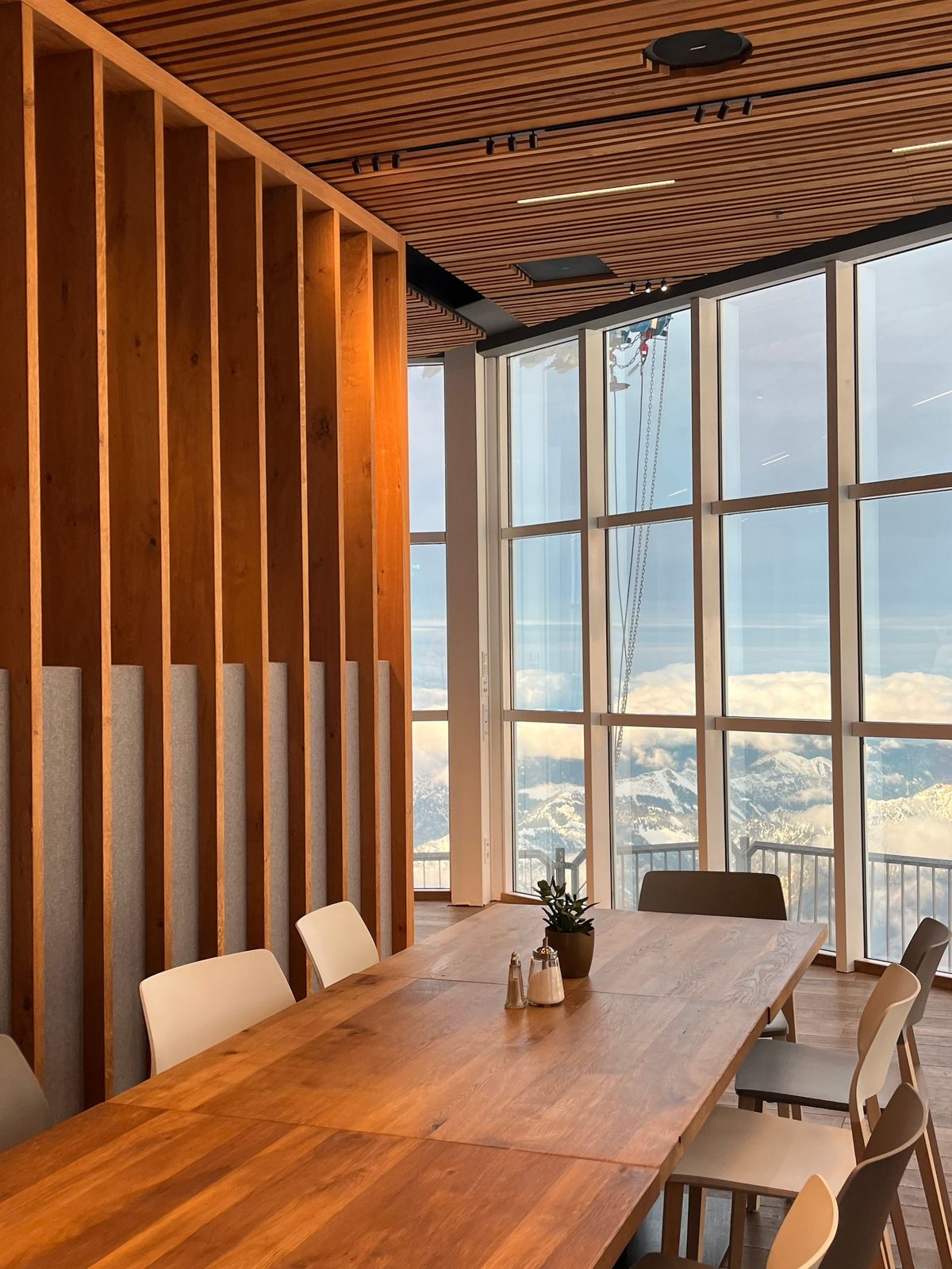 Entretien d'un meuble en bois massif